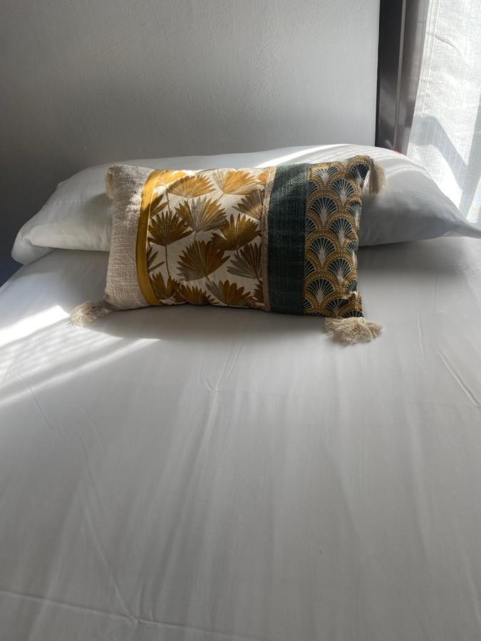 Apartamentos Касерес Екстер'єр фото