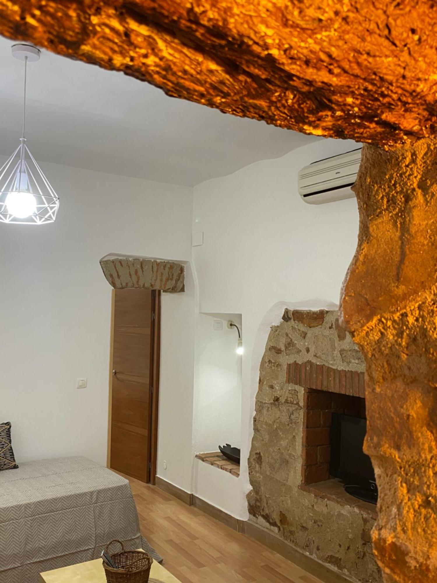 Apartamentos Касерес Екстер'єр фото
