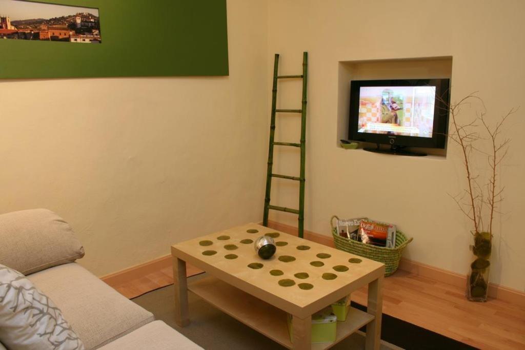 Apartamentos Касерес Екстер'єр фото