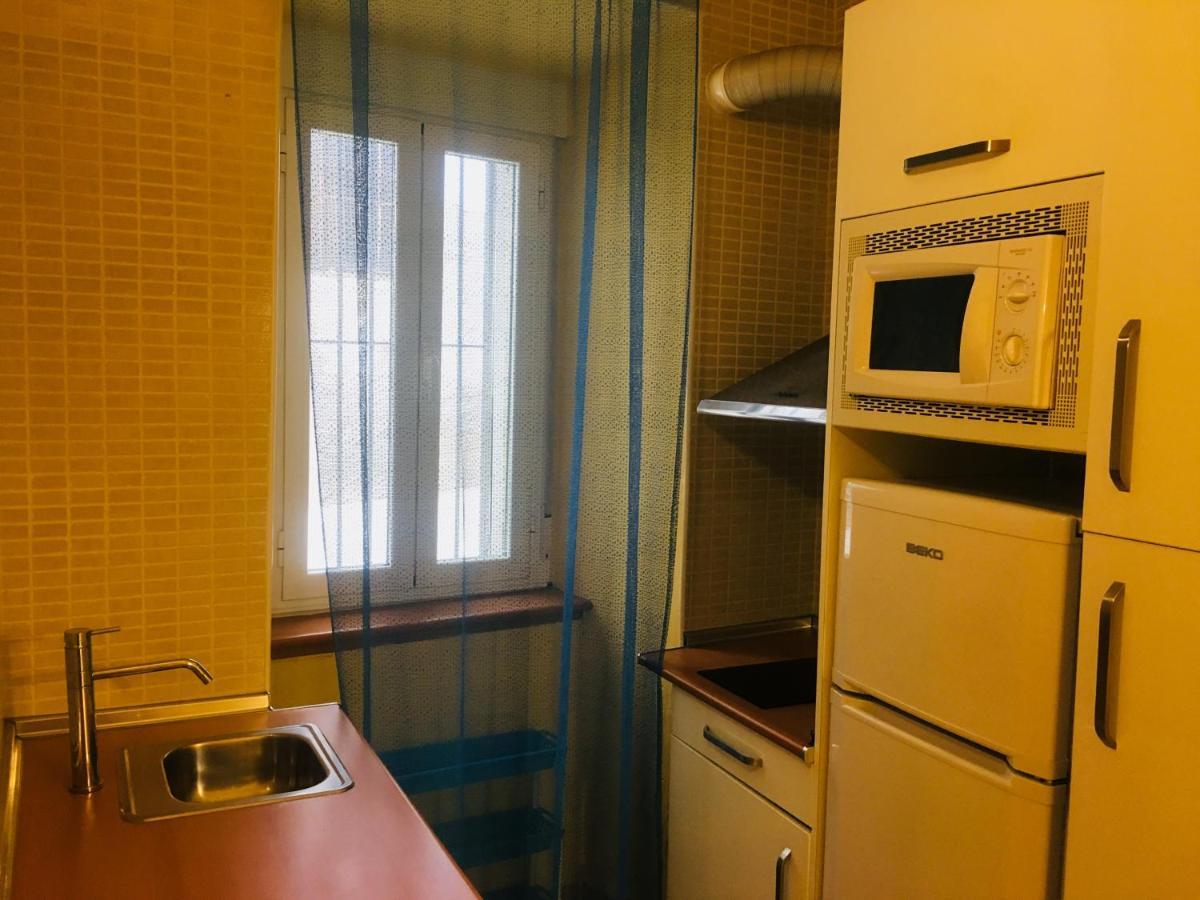 Apartamentos Касерес Екстер'єр фото